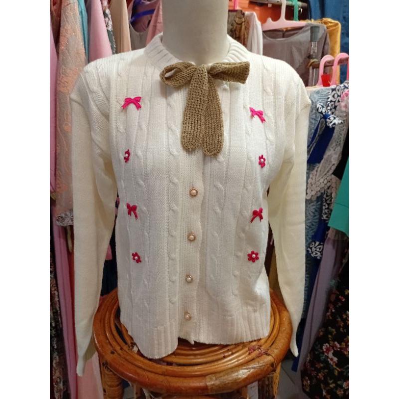 rajut coquette/atasan ootd/sweater rajut/kekinian/premium rajut