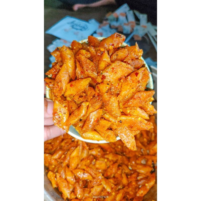 

lumpring lumpia kering daun jeruk pedas manis 250 gr