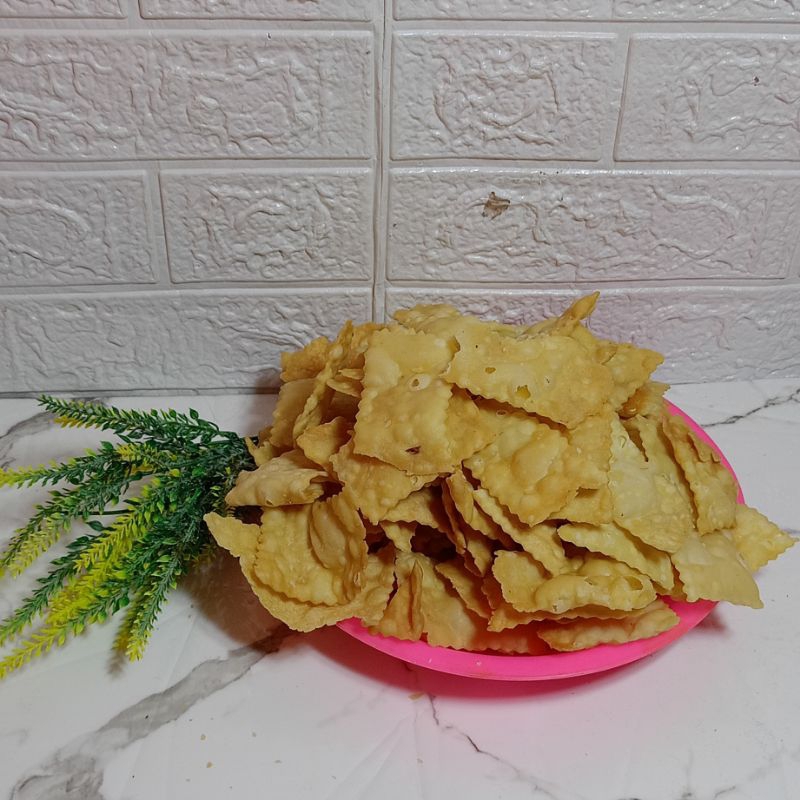 

CEMILAN KERIPIK PANGSIT BAWANG 500 GR