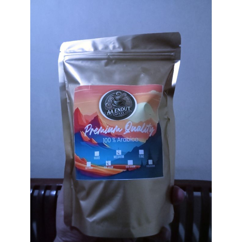 

Kopi Arabika 250 Gram Medium Roast