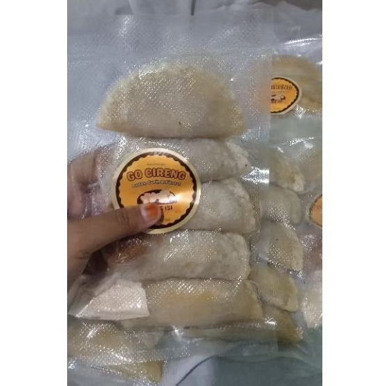 

Cireng isi Ayam Suwir