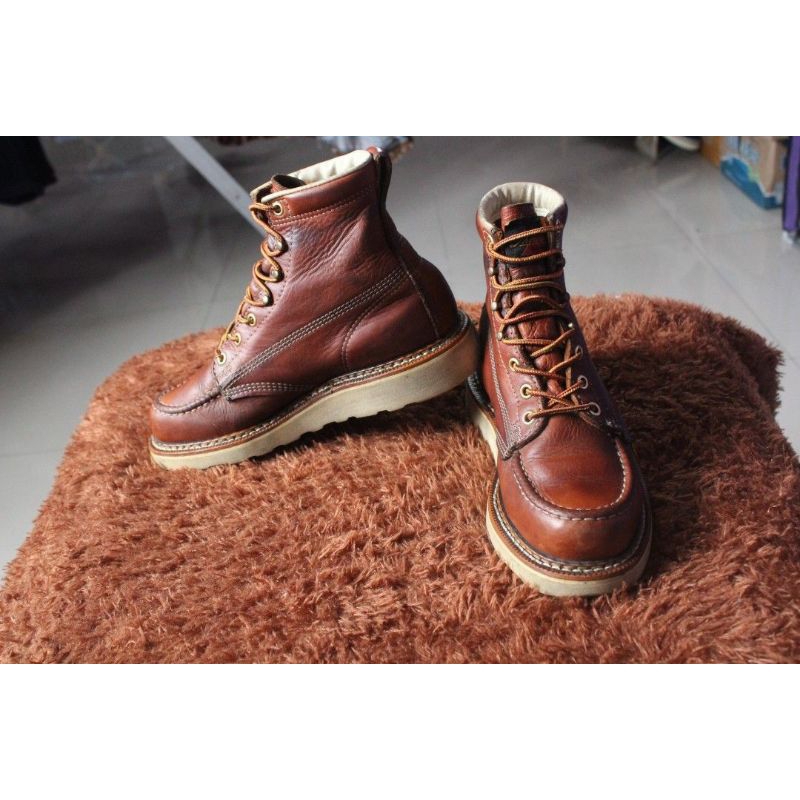 Sepatu boot high mewah " Thorogood" Upper kulit asli tebal ganas, tapak moctoe wexter minus insol ga