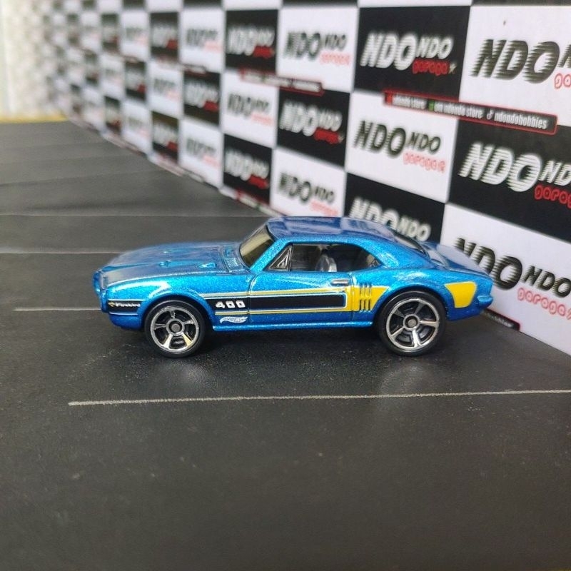 Hot Wheels '67 Pontiac Firebird 400 Blue New Loose Giftpack 2016 Muscle Mania
