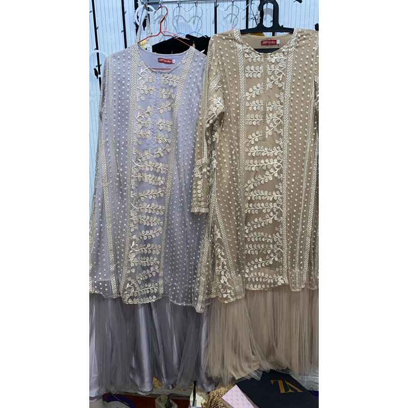 Preloved Dress Heaven lights Zerina Banu Ld 100 Pb 130 cm