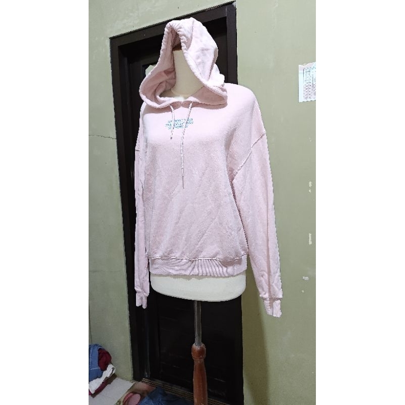 Hoodie wanita baby pink - second hand