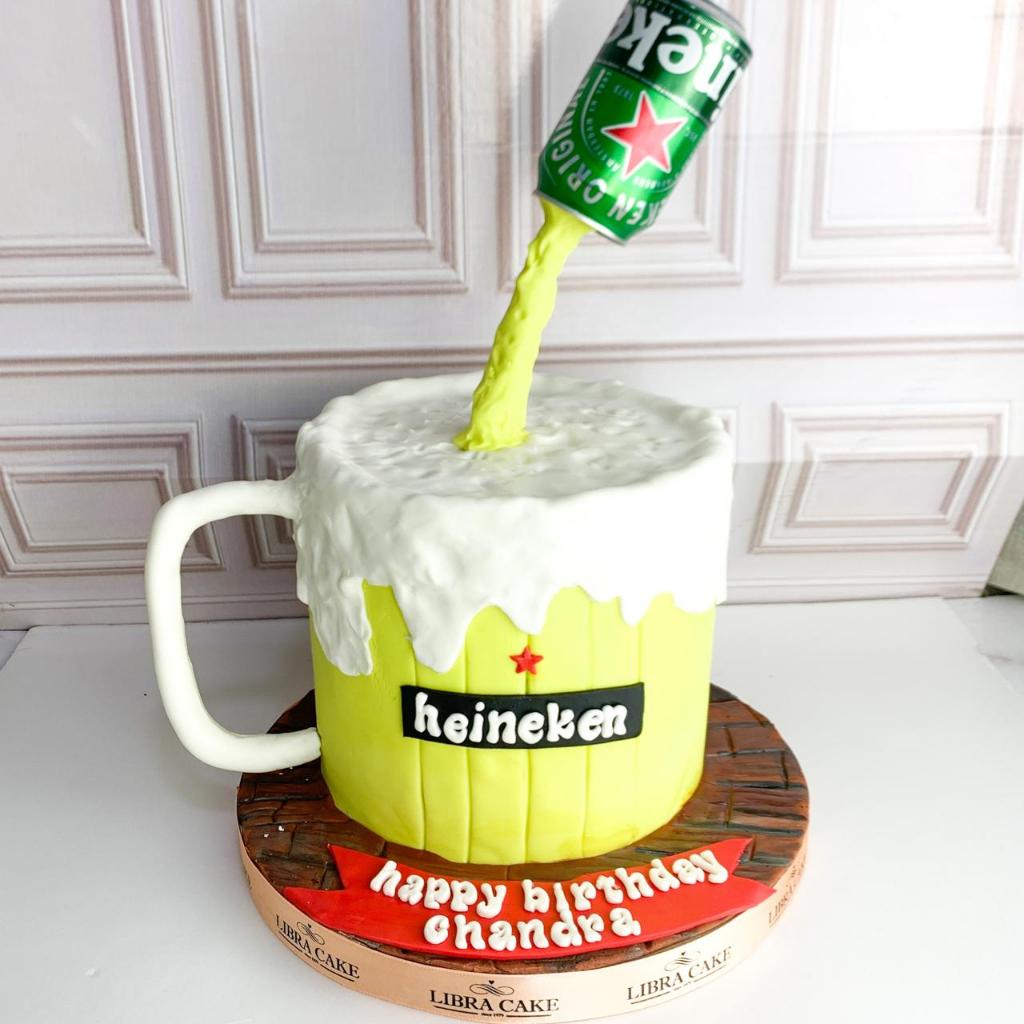 

Kue Ulang Tahun/Birthday cake/Kue Ultah tema Minuman/Minuman Cake/Kue Birthday