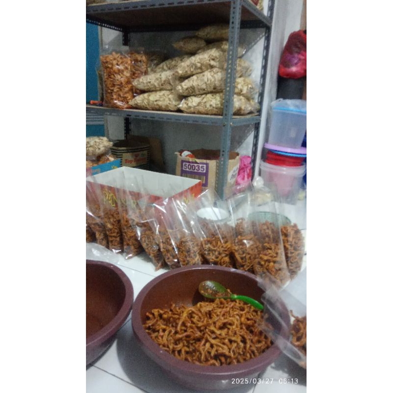 

keripik usus pedas 250gr