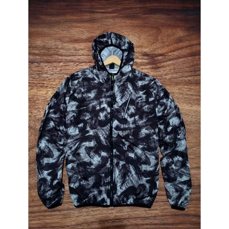 Jaket Running Find out Second