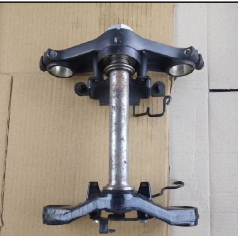 segitiga.atas.bawah.cbr.150r.k45.ori.copotan