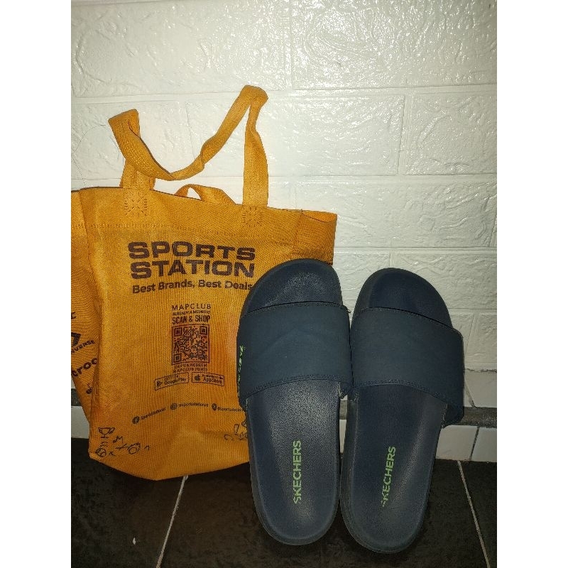 Preloved_Sendal_Skechers