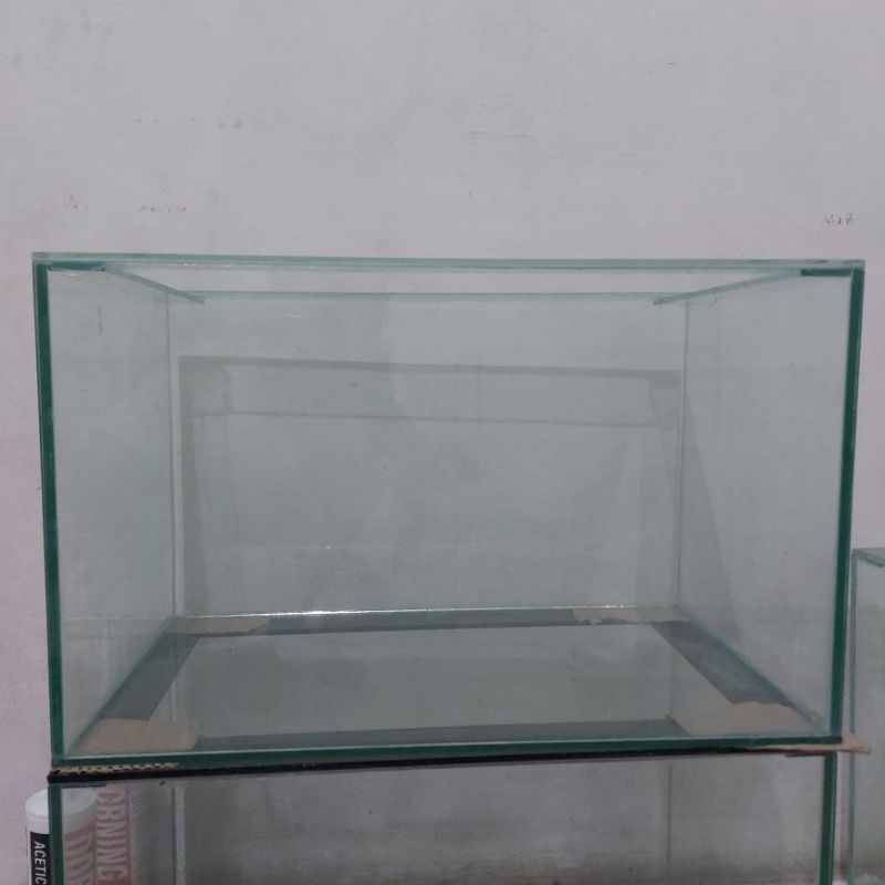 aquarium 50x30x30 (kaca)