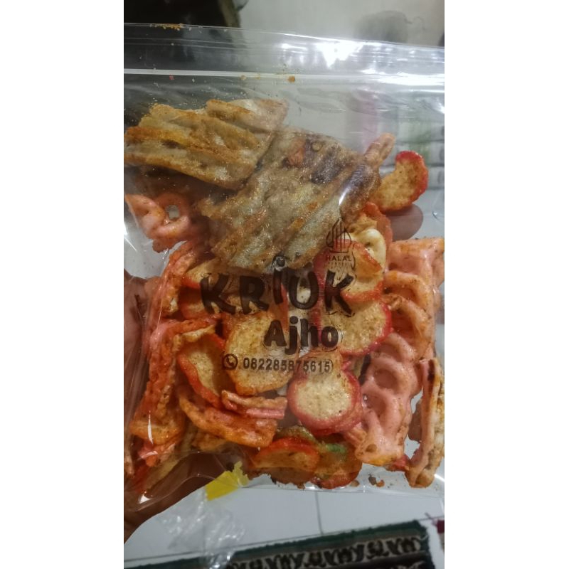 

kerupuk seblak pedas