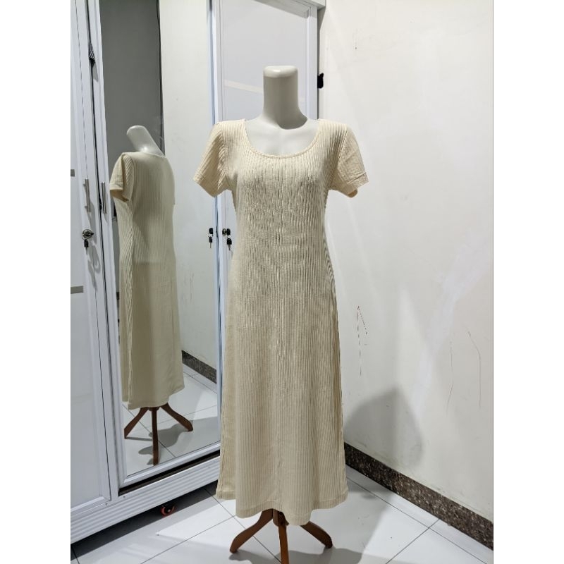 

preloved knit dress,dres rajut press body lidi lidi (sudah +admin)