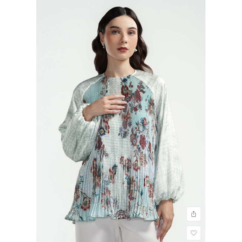 Benang Jarum Festive Finesse Pleated Blouse