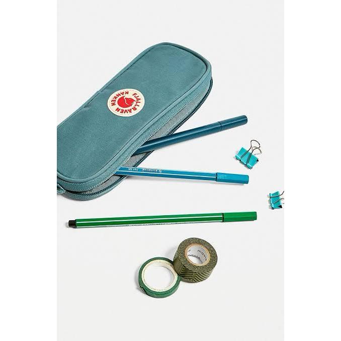 

Jual Produk 6.6 CRAZY SALE !! PENSIL CASE / TEMPAT PENSIL MOTIF - UNISEX ''