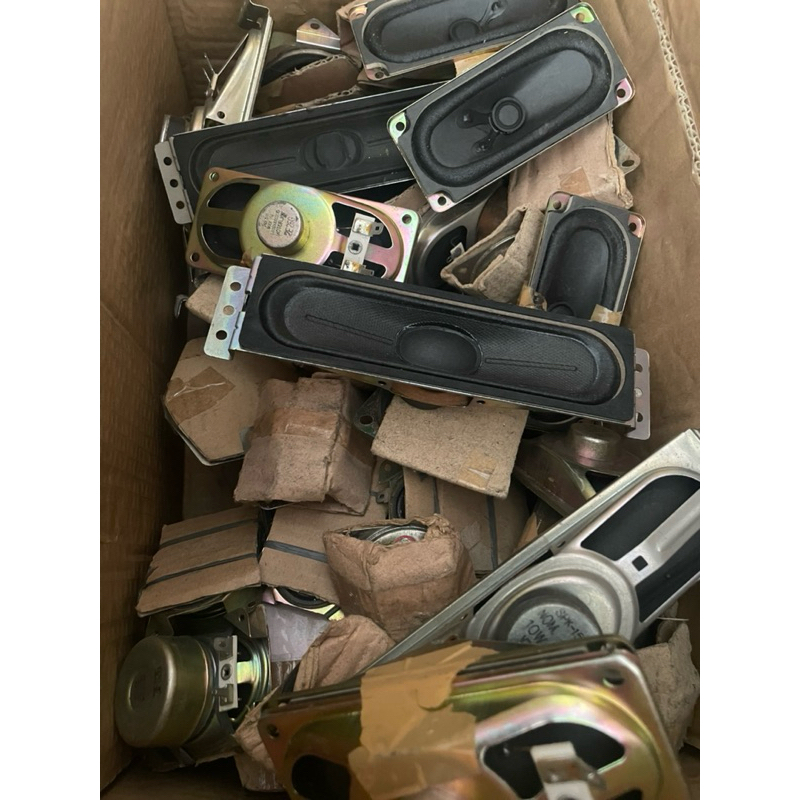 OBRAL CUCI GUDANG SPEAKER TV BERBAGAI MACAM BENTUK KONDISI APA ADANYA