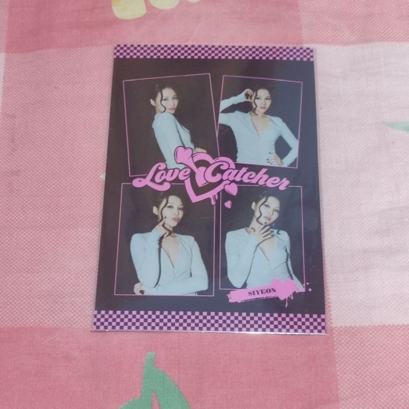 POSTCARD SIYEON DREAMCATCHER LOVE CATCHER