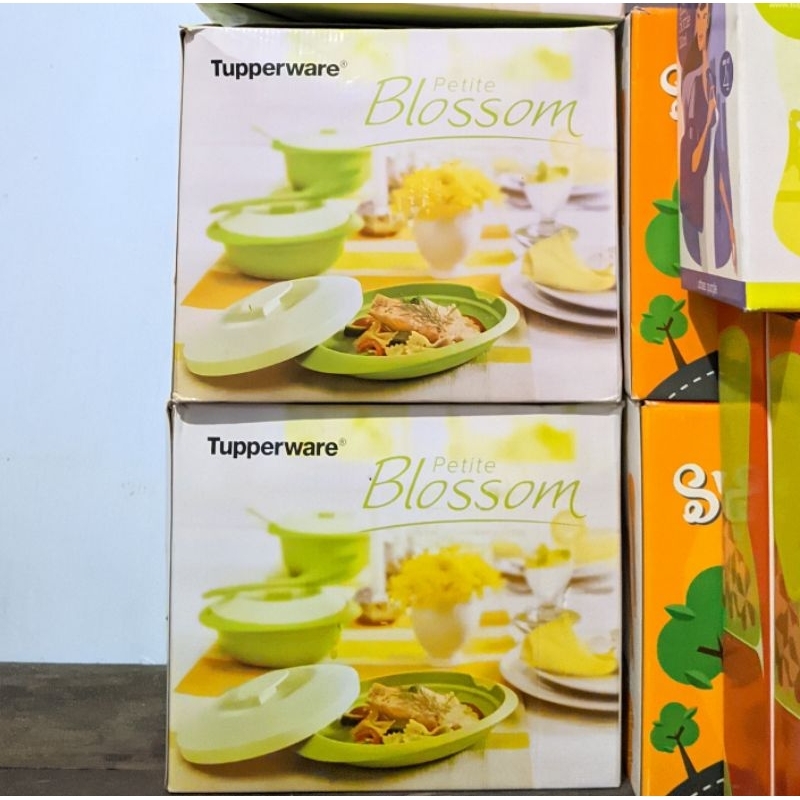 Tupperware Petite Blossom