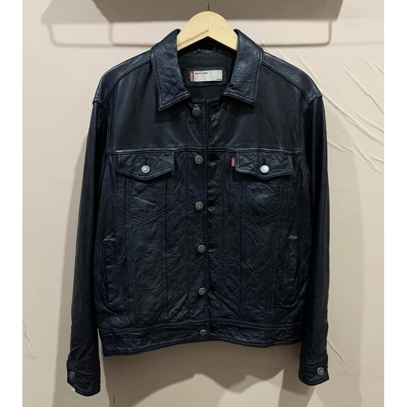 LEVIS GENUINE LEATHER TRUCKER JACKET