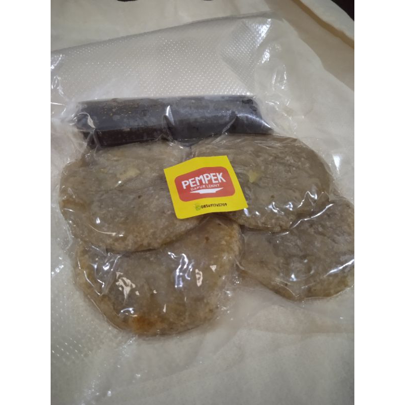 

PEMPEK KULIT KRISPY IKAN TENGGIRI