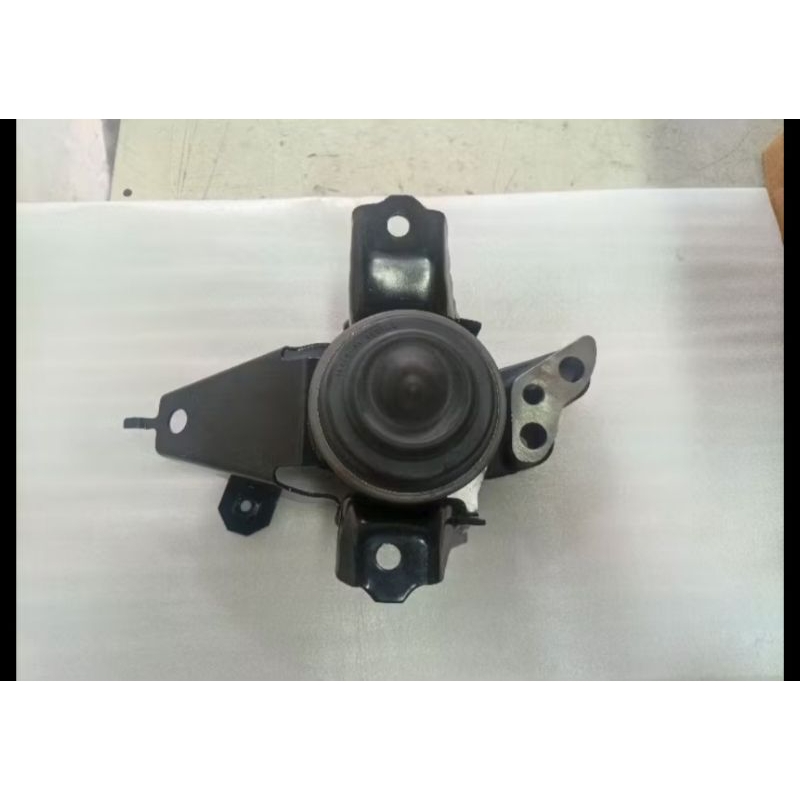 Engine Mounting Kanan Agya Ayla Matic 2015 UP