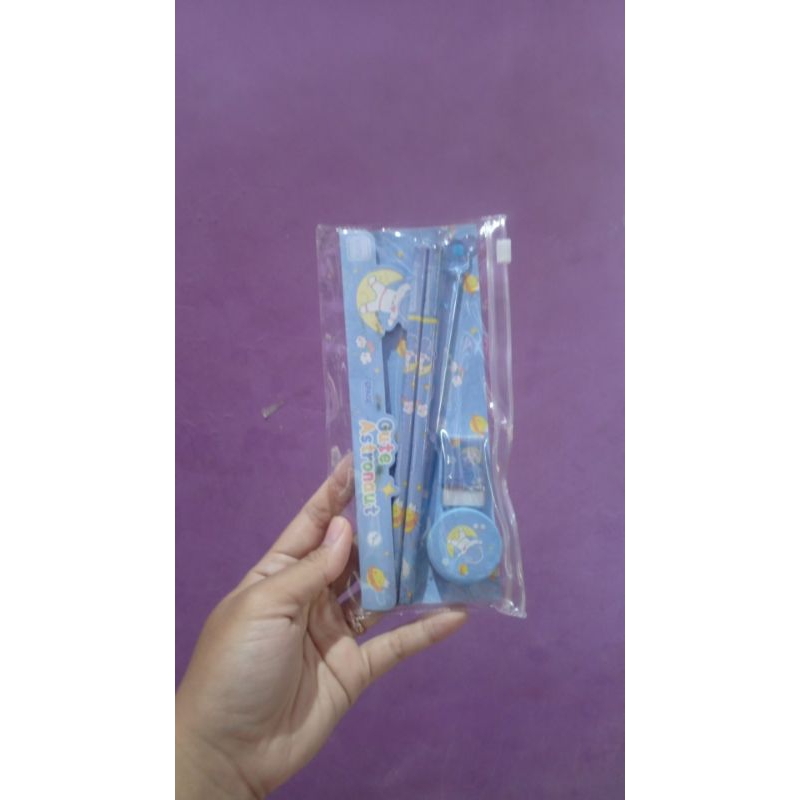 

Set alat tulis anak warna biru