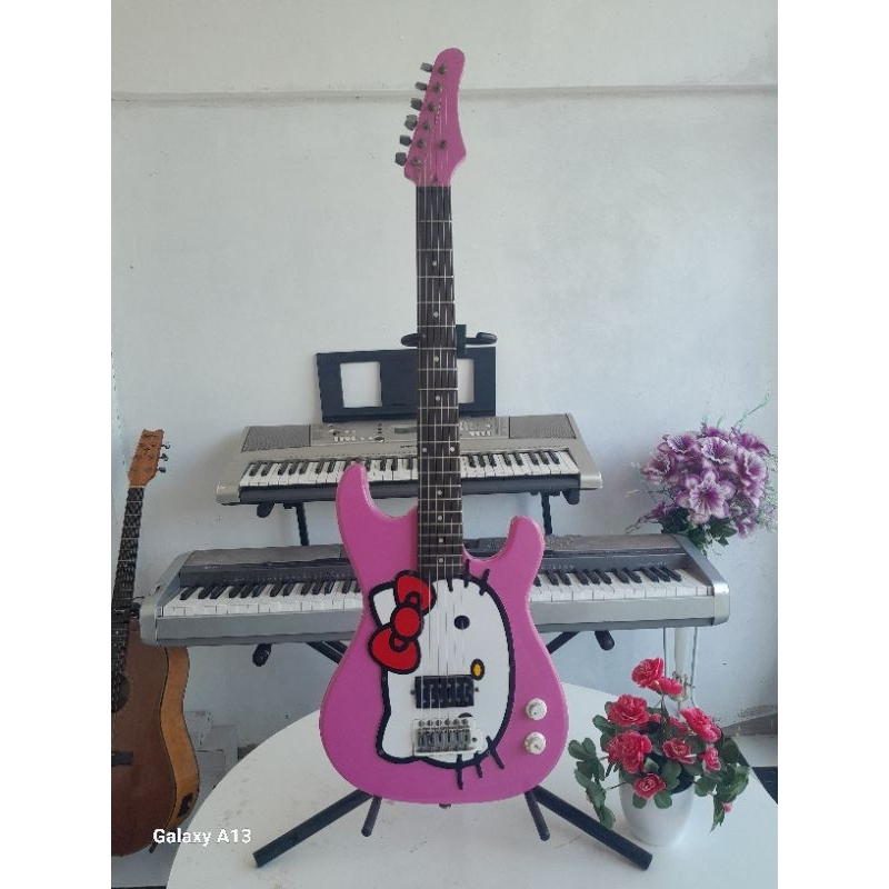 gitar listrik telecaster HELLO KITTY PINK
