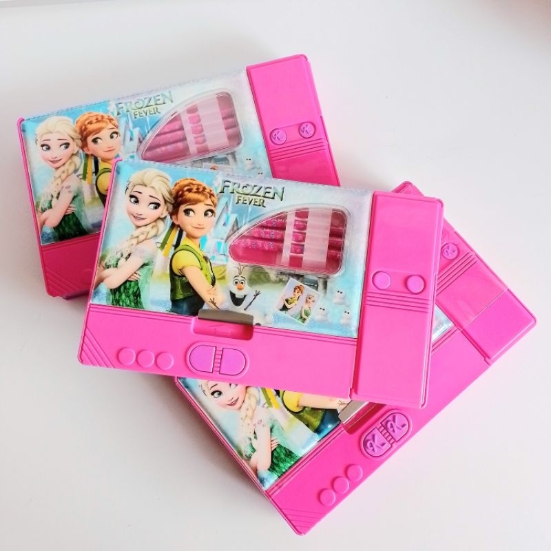 

Tempat Pensil Magnet Jumbo Cewek ( Pcs ) SF6