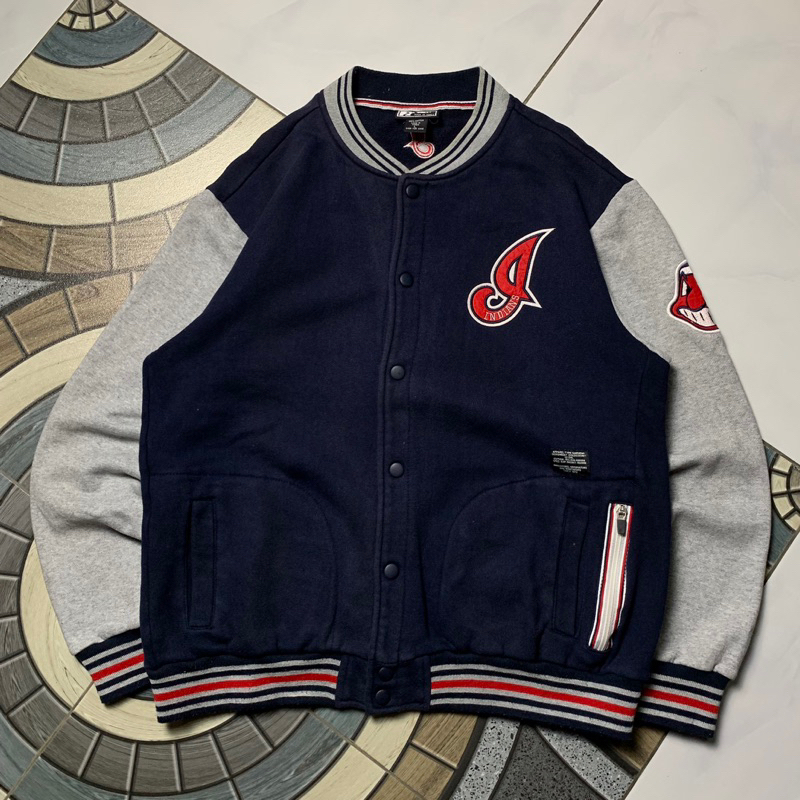 varsity Jacket MLB indians tag Defjam size L