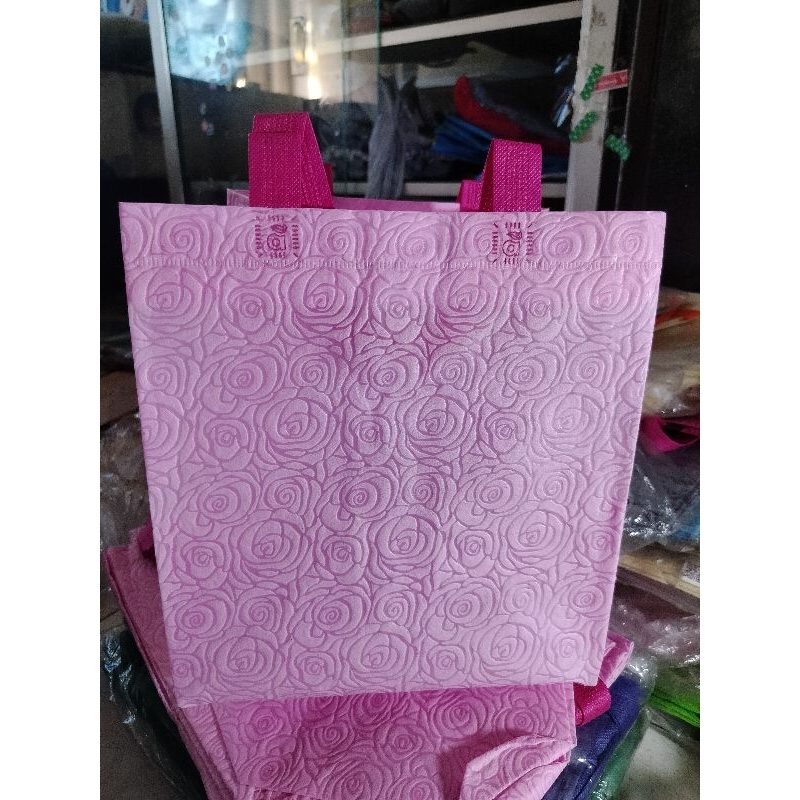 

TAS HAJATAN EMBOS 27X24X20 TAS AQIQAH TAS KOTAK NASI 20X20 TAS BESEK
