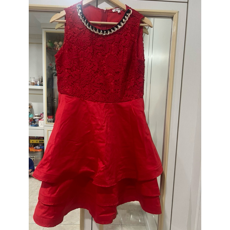 preloved dress gaun  baju terusan warna merah kondangan