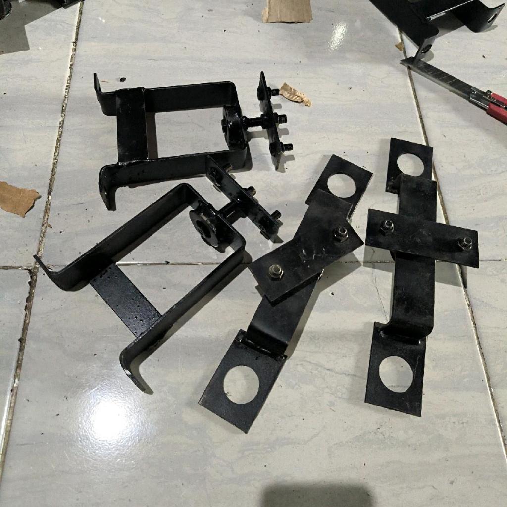 Pangkon / Dudukan Weldop muter truk dobel baut 6. Ring 16 Dudukan Weldop Putar Ring 16 Depan - Belak