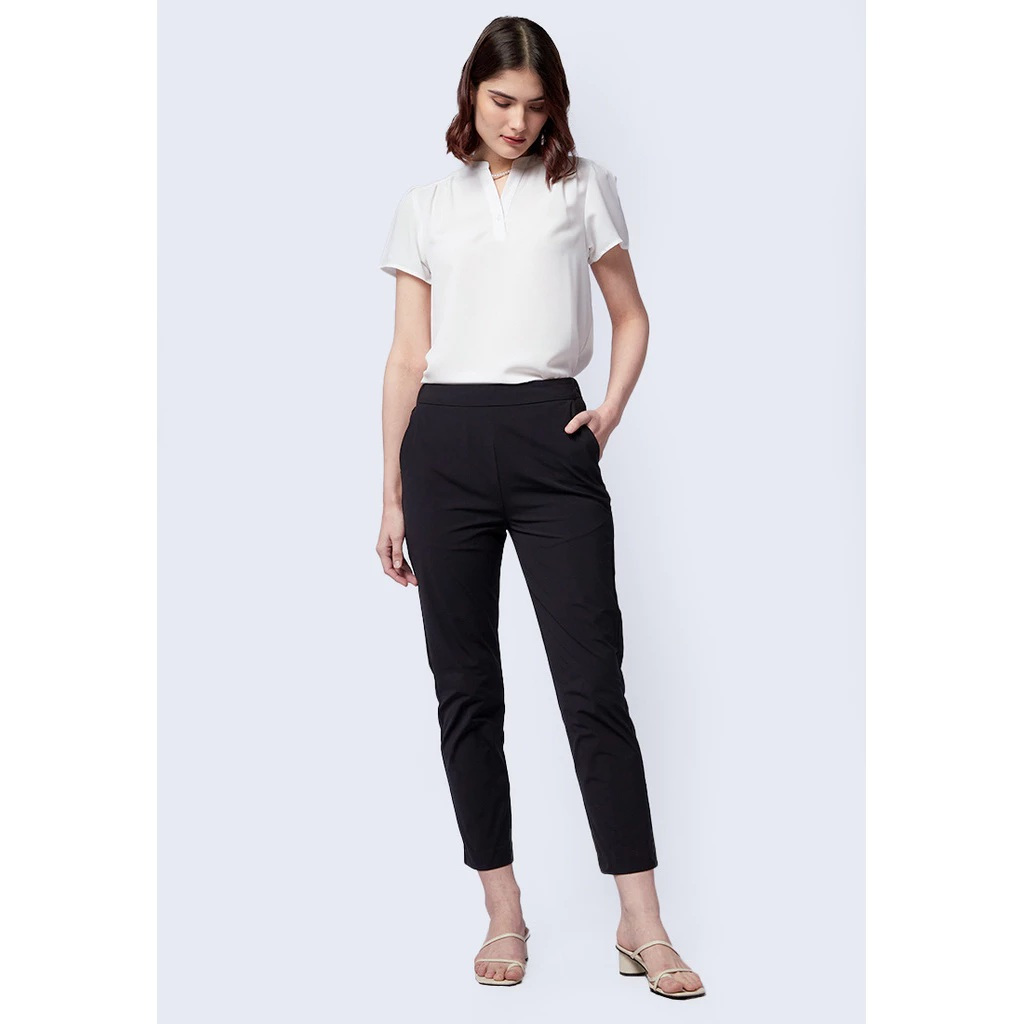 THE EXECUTIVE ORIGINAL. CELANA WANITA WITH TAG