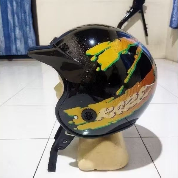 Helm Kawasaki Kaze