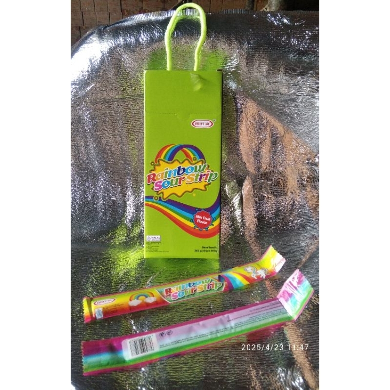 

Sweet me Rainbow Sour Strip permen lunak anekarasa