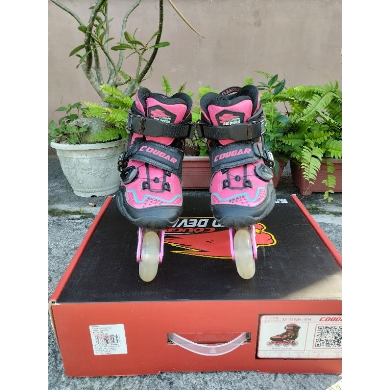 sepatu roda anak carbon freestyle slalom
