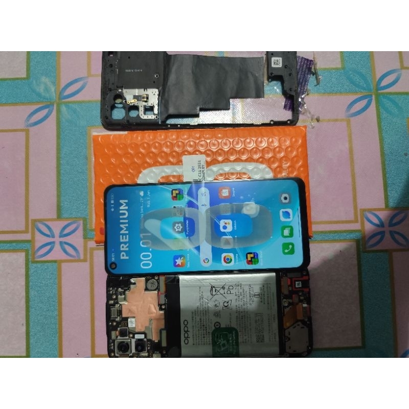 Oppo a16 ram 4gb mnus lcd dan Oppo ram 8 minus lcd kondisi fisik seperti di foto mesin segel