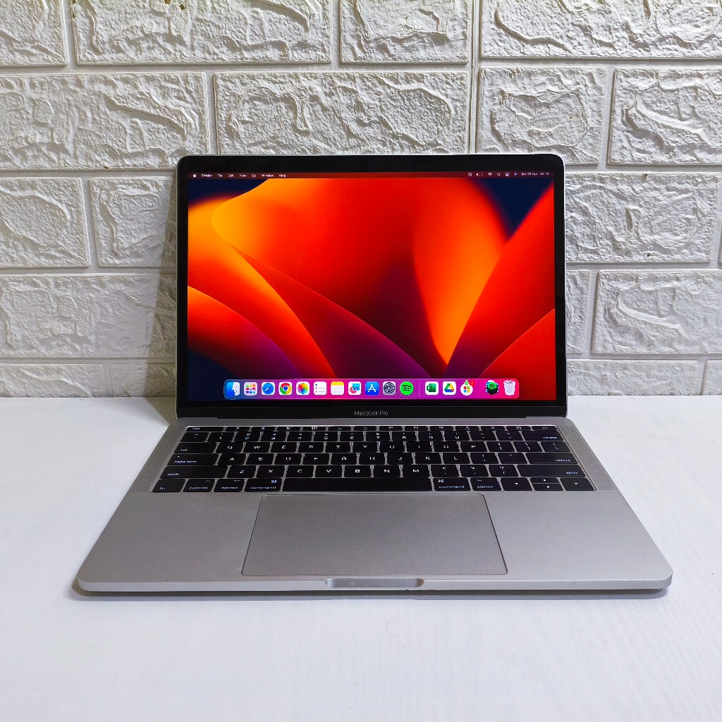 Macbook Pro Retina 13" 2017 Core i5 Intel Iris Plus RAM 8GB Laptop Apple Second Mulus Normal