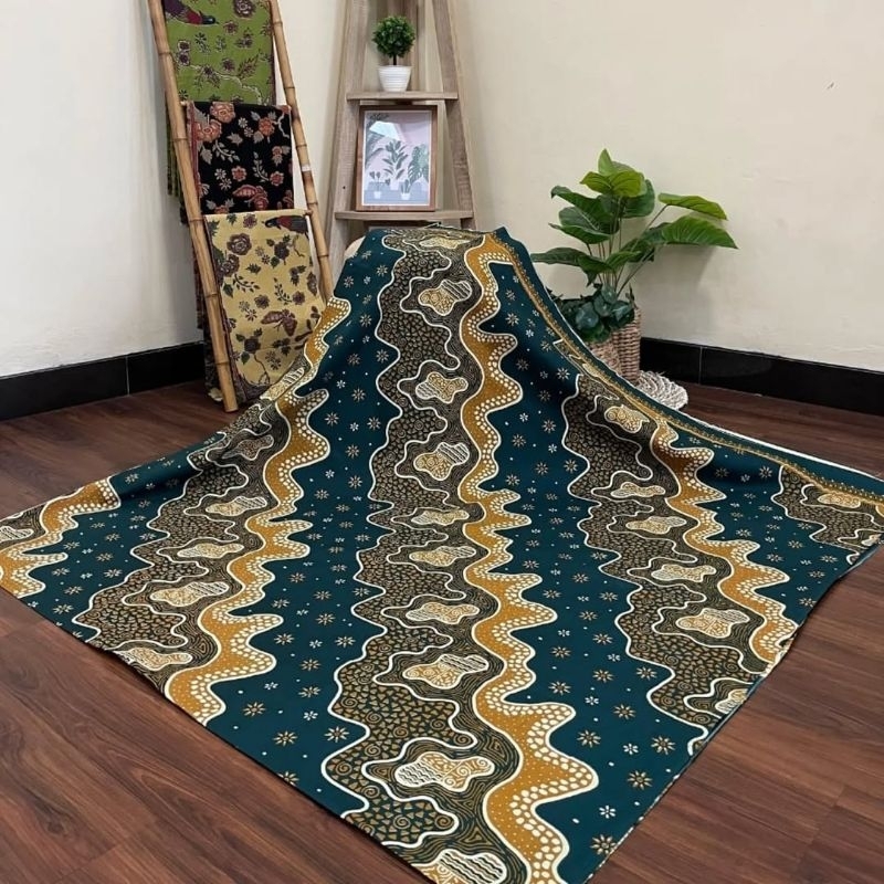 TERLARIS KAIN BATIK LAWEYAN SOLO TRUNTUM BUNGA HIJAU EMERALD