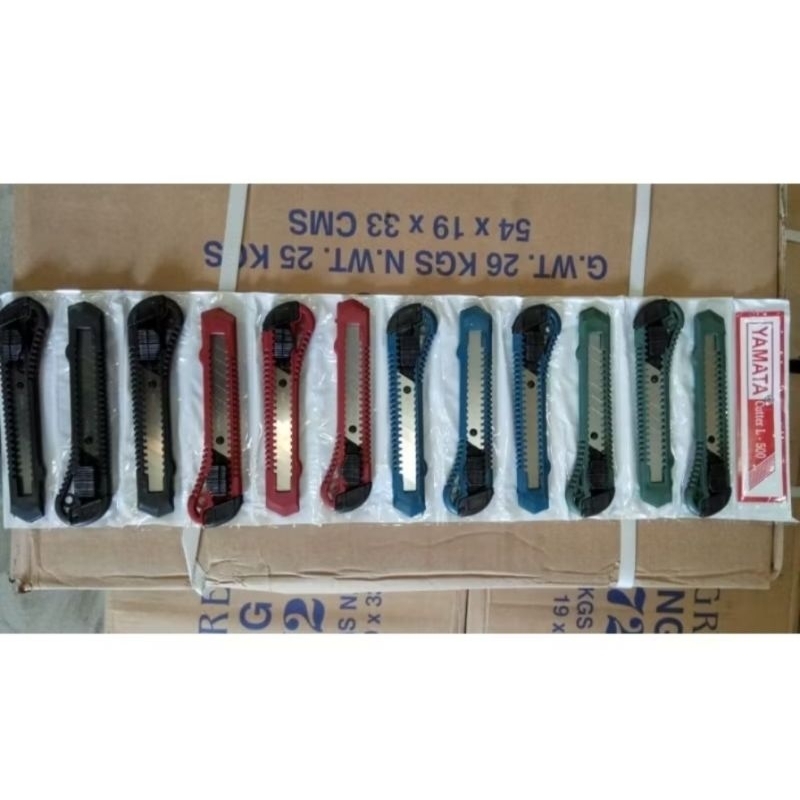 

Pisau cutter /pisau serbaguna