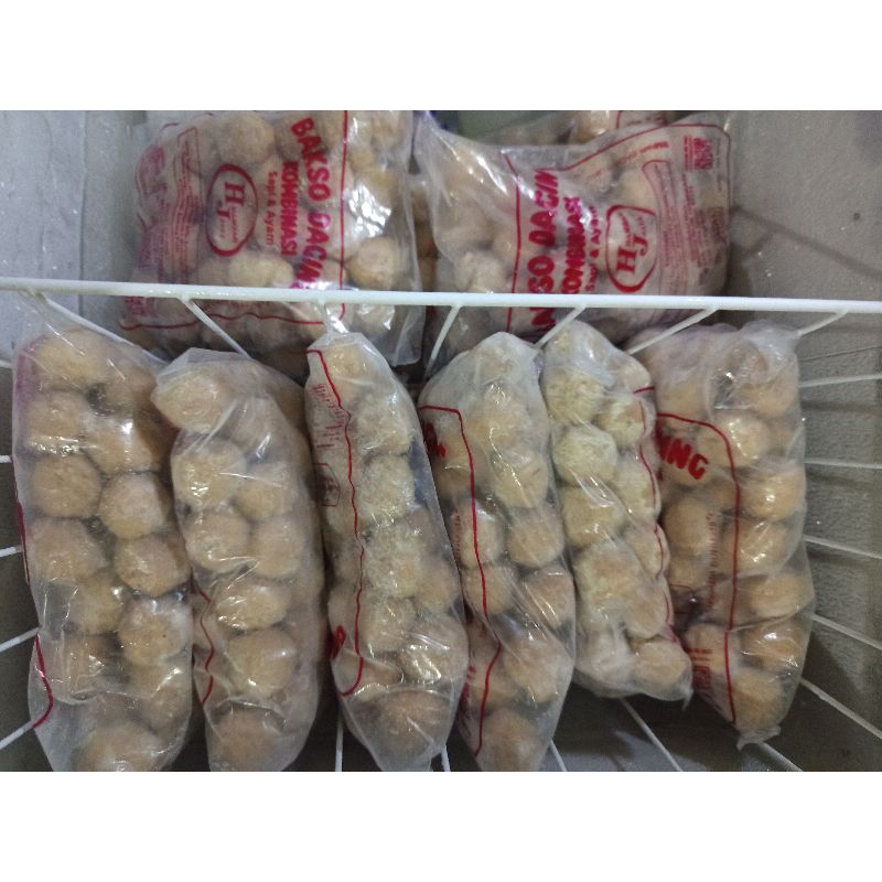 

pentol/bakso 700 gram isi 50 maknyuss frozen food ekonomis