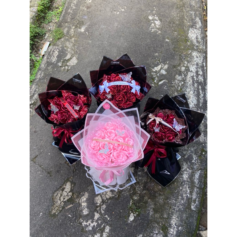 

Buket round pita satin