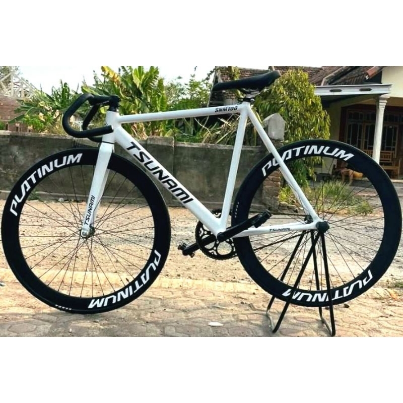 Fixie  Tsunami Snm 100 Warna Putih rims 60mm Murah Meriah Siap Pakai ~ Warna Dan Ukuran Bisa Request