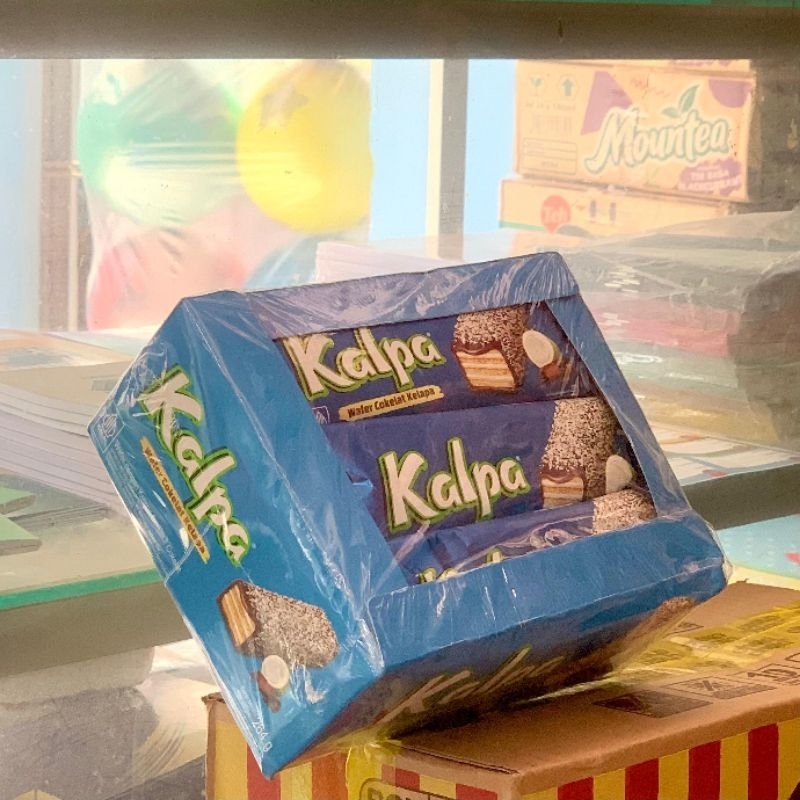 

Kalpa Wafer Cokelat Kelapa Enak Halal Renyah Isi 12pcs