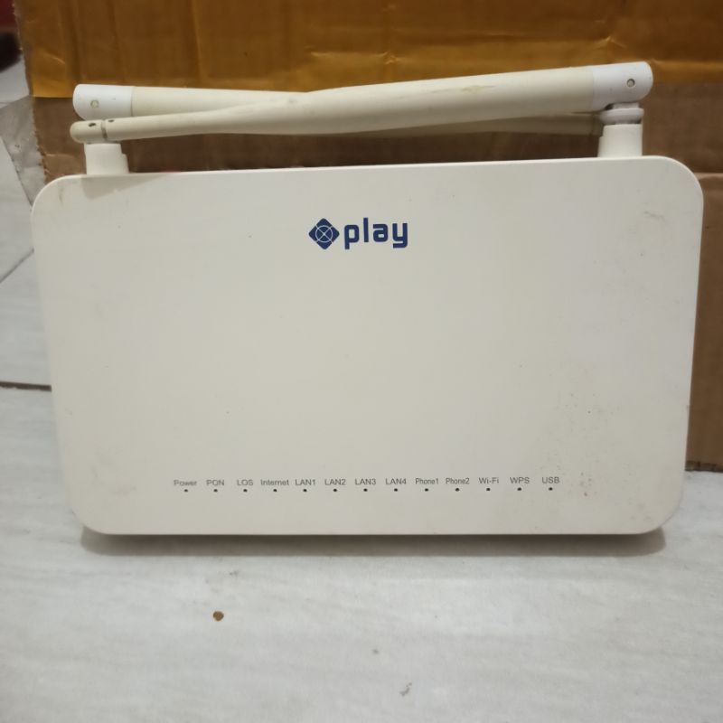 ZTE F660 V3 GPON ONT Modem Router Port Hijau