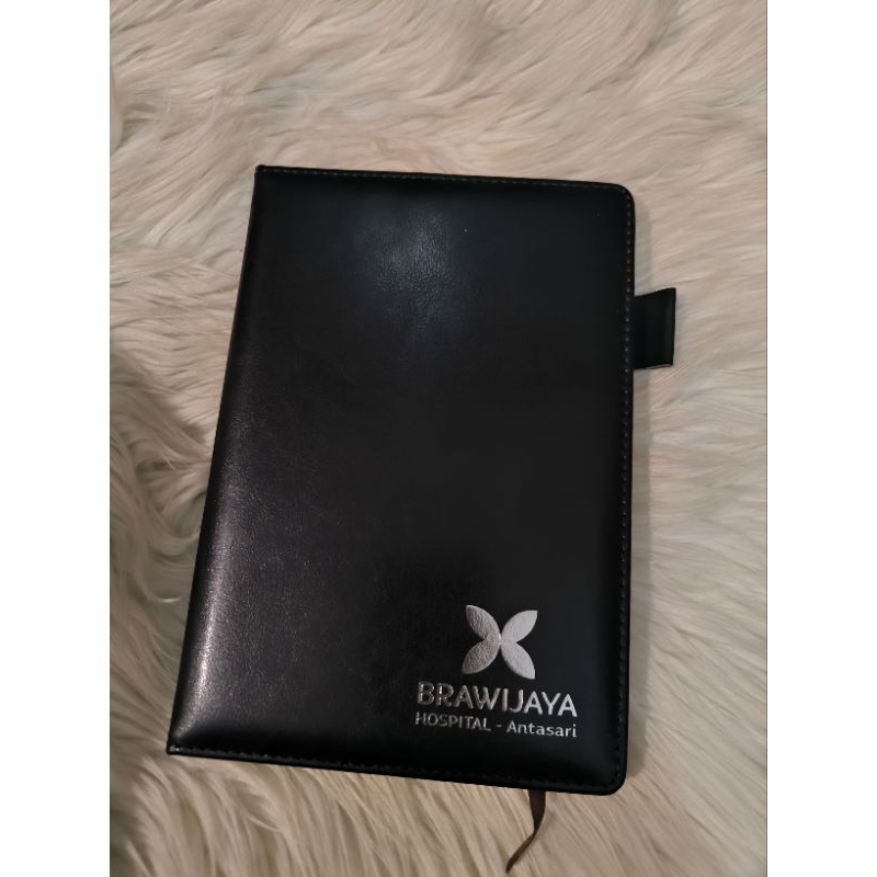 

Buku Notebook Sesuai Gambar Masih Baru