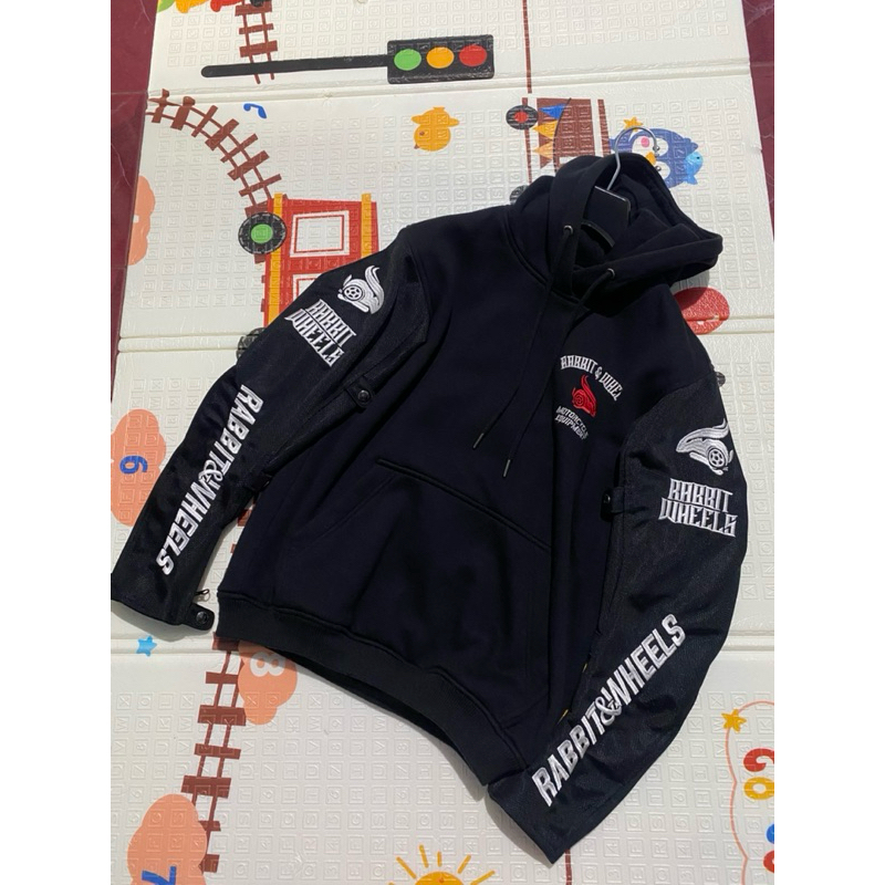 rabbit and wheels beast