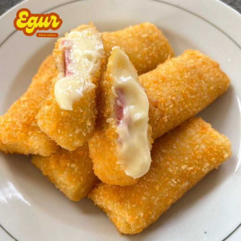 

Risol Mayo Frozen / Risols Nusantara Frozen by Egur / Risol Smokedbeef Frozen