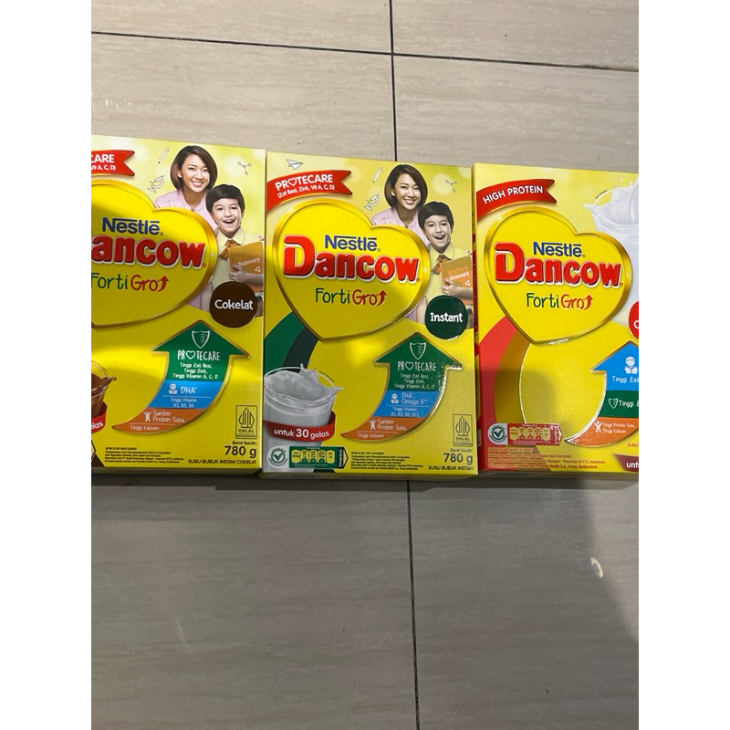 

Nestle susu Dancow variant rasa 780g