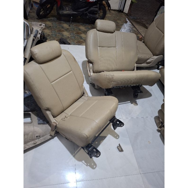 jok tengah innova lama 2005-2015